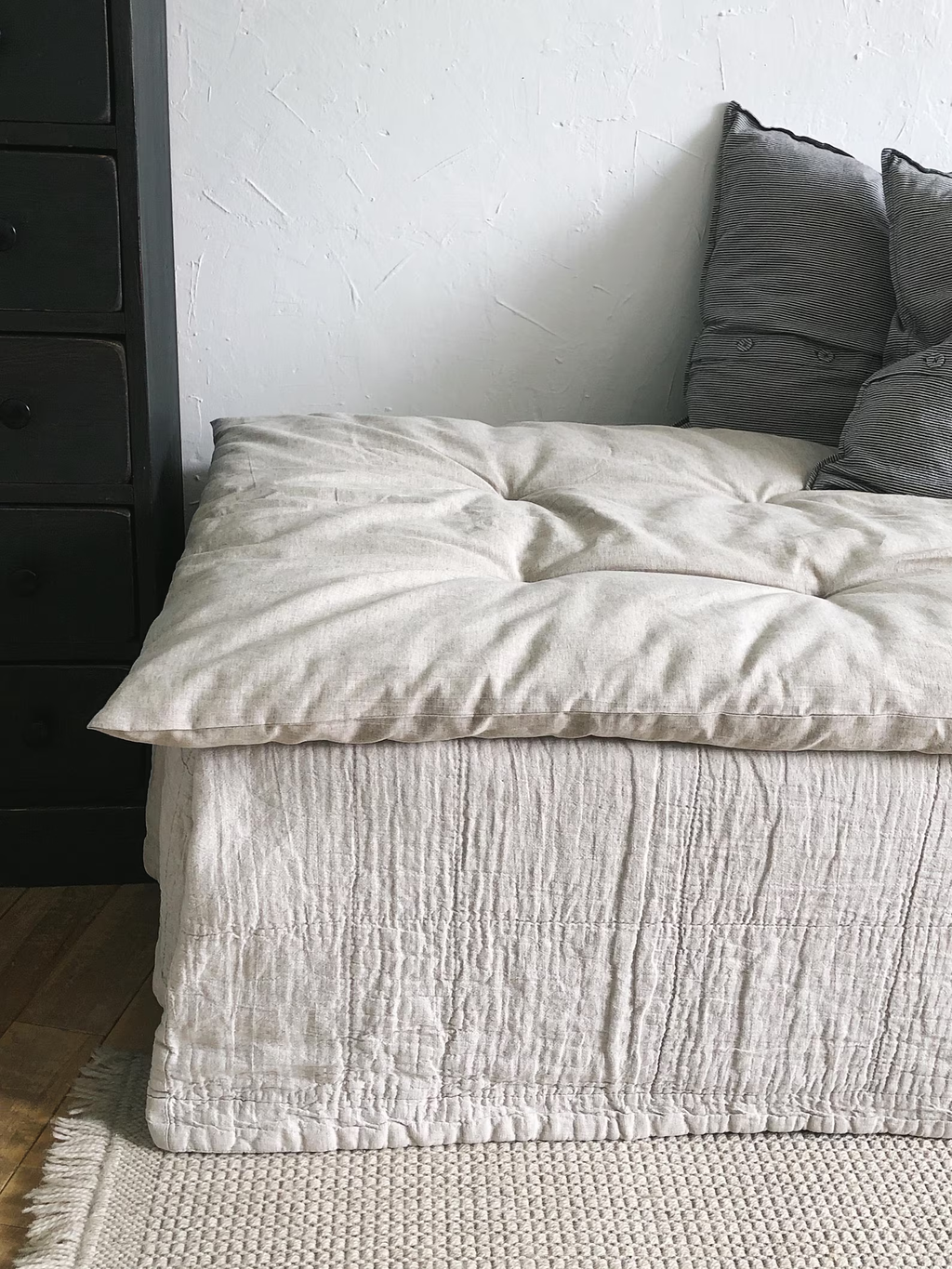 Linen sofa cover. From 100% linen. Quilted linen sofa throw. Organic sofa blanket. Sofa cover. Custom size available. Sofa mattress pad.